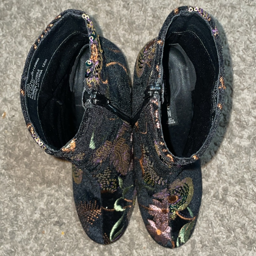 Anthropologie Steven by Steve Madden Lissa Bootie black velvet floral embroider - Picture 11 of 13